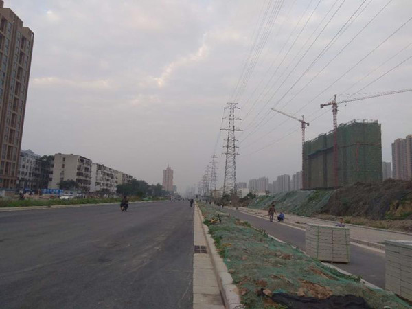 ��ˮ·���ӣ���վ·����ѹ�����·�ܿ����һ�ڽ��蹤��˳���깤