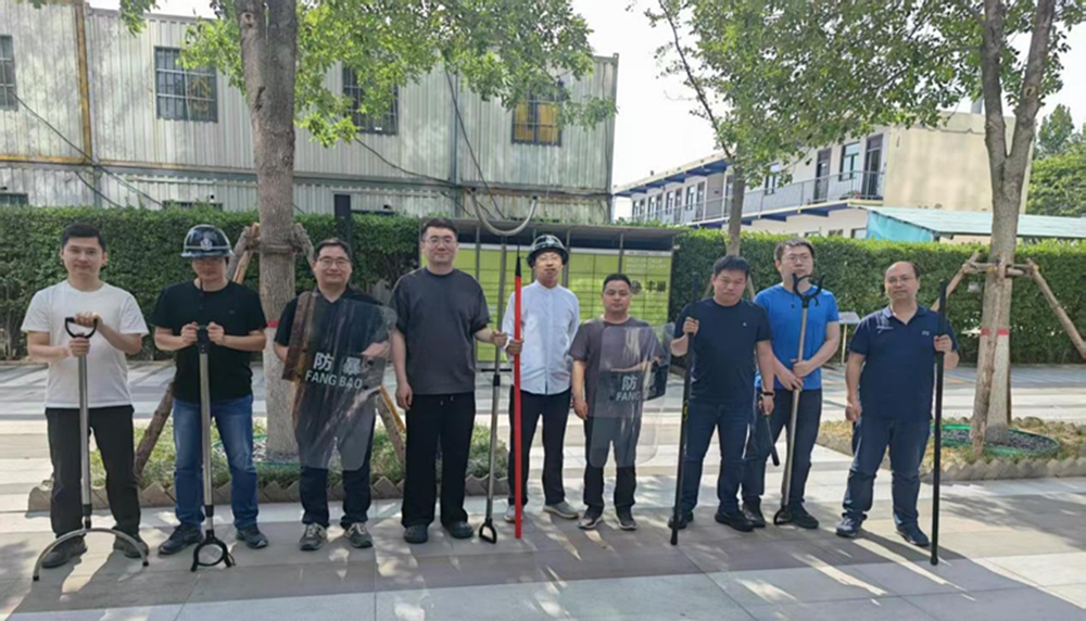 �ԡ��ݡ�����   �ԡ�������ս   �н�Ͷ��չ������ר������