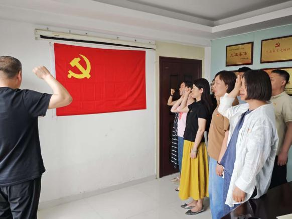 ���ذ���涨 ϲӭ����һ���������������ֻ���¼����-����(�й�)��ѯ��֧����֯��չӭ����һ�����⵳�ջ